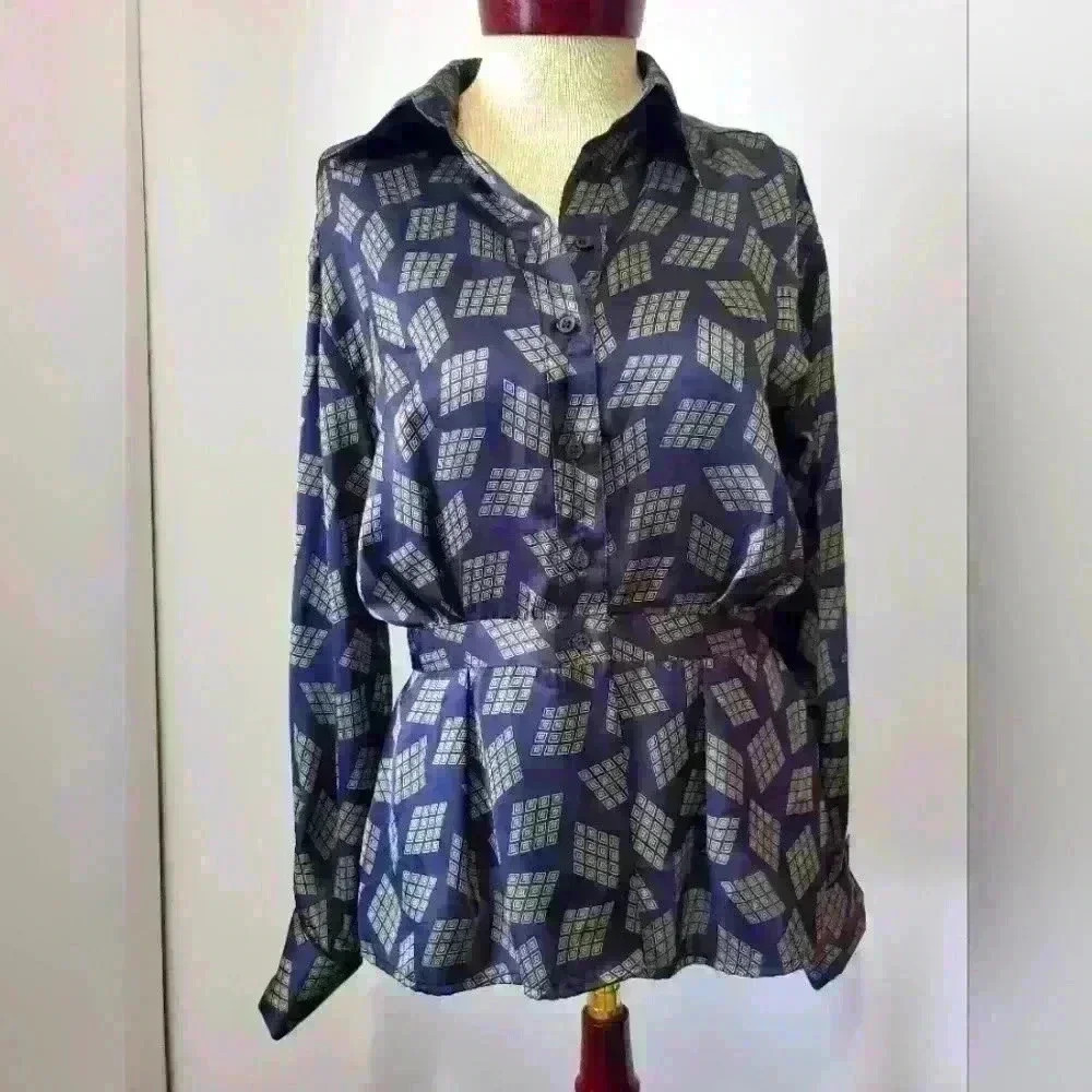 JONES NEW YORK  vintage blouse. Size 6